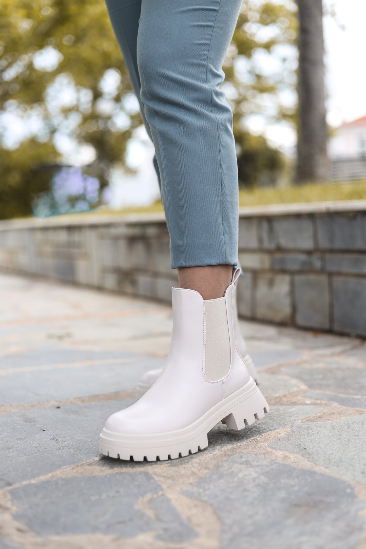 CHELSEA BOOTIES