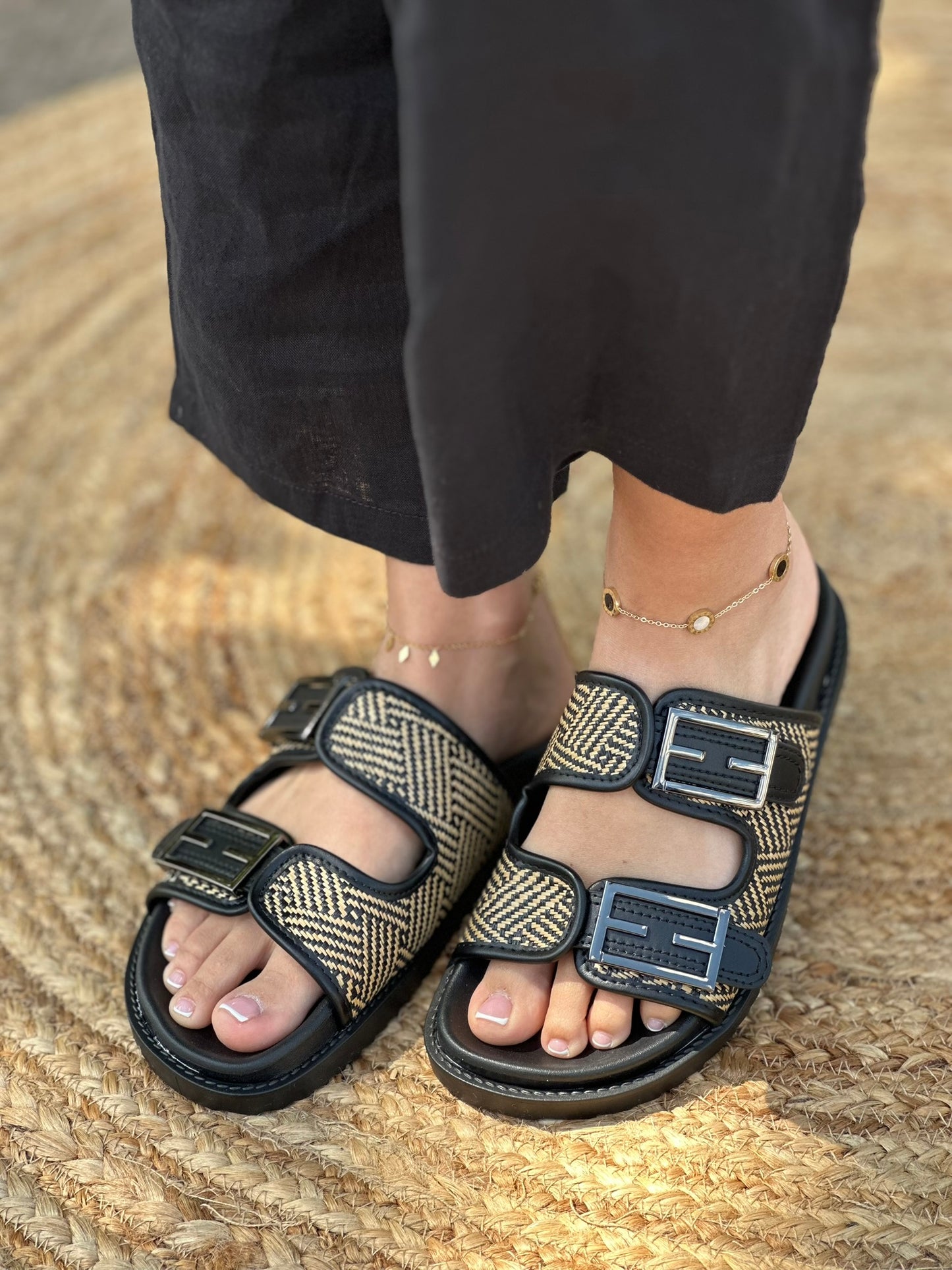 FLATFORM SANDALS