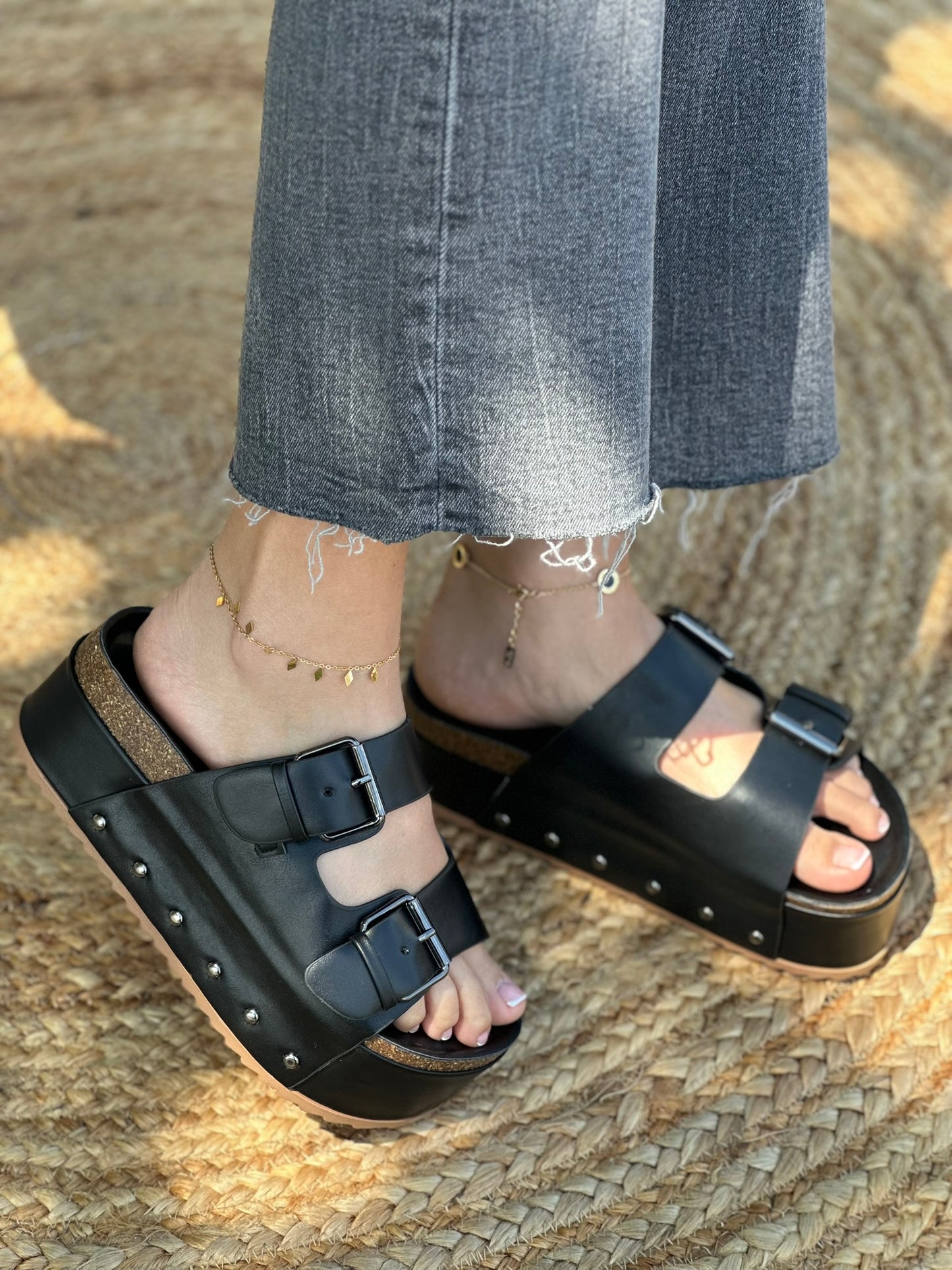 FLATFORM SANDALS