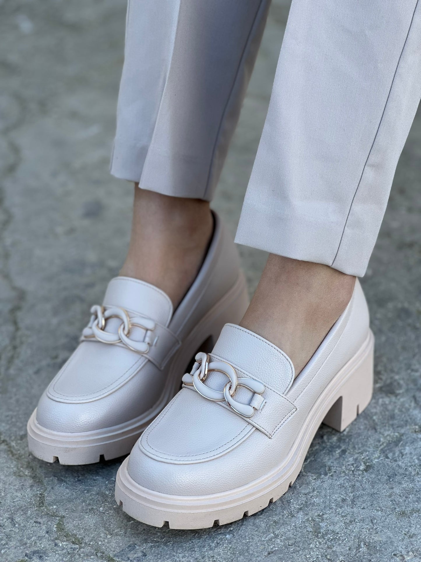 CHUNKY LOAFERS