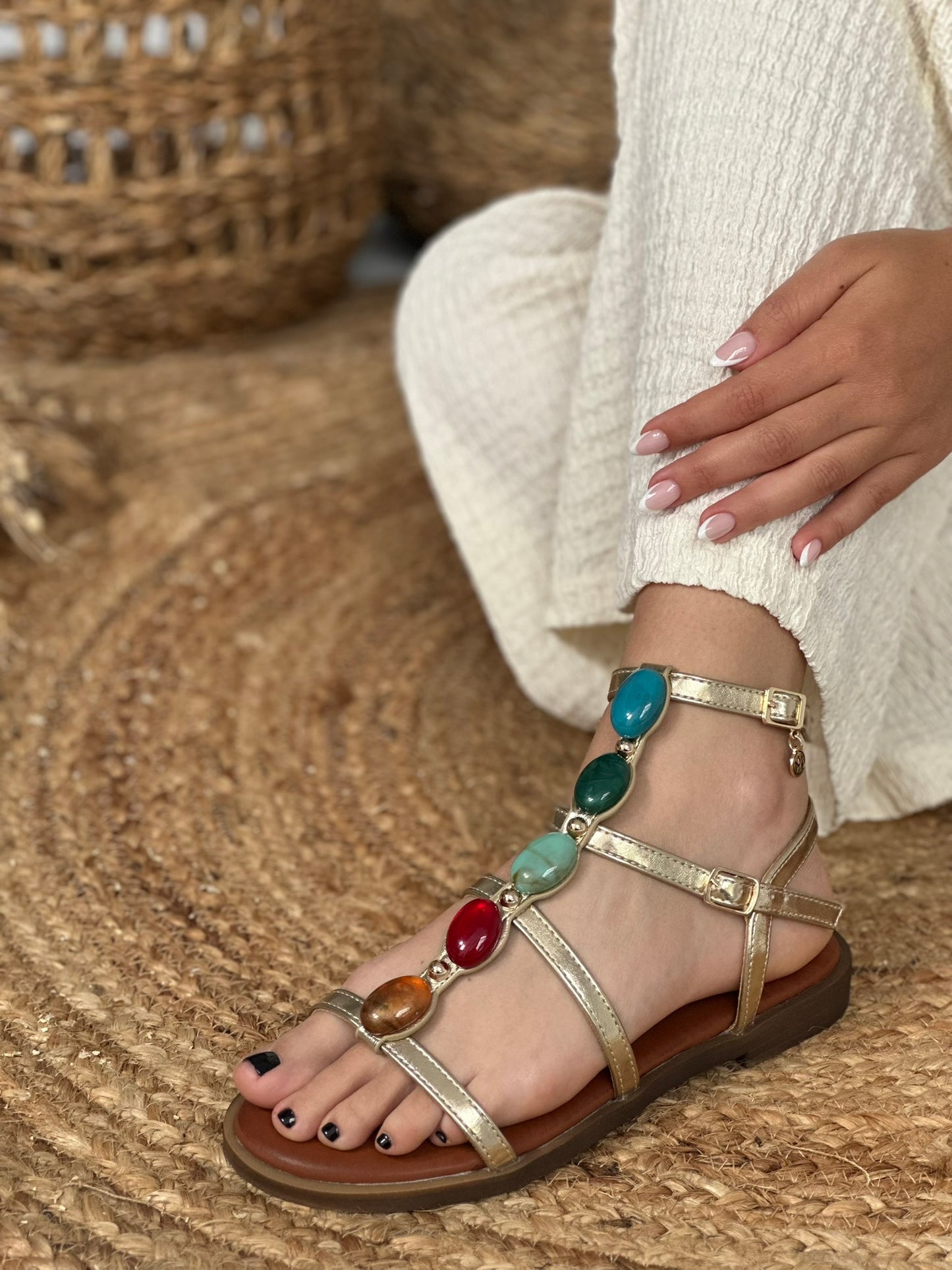 EMBELLISHED FLAT SANDALS