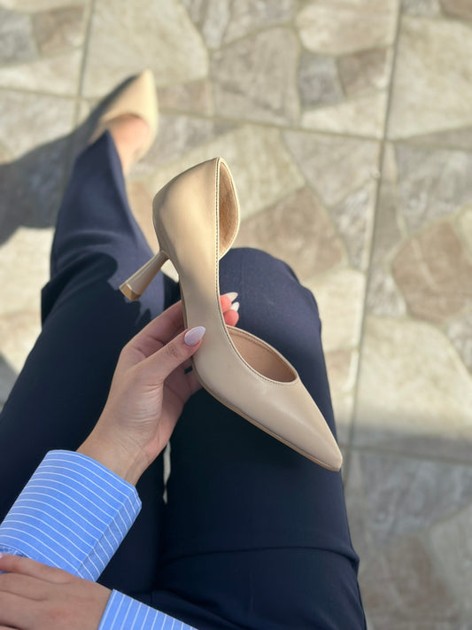 POINTY PUMPS