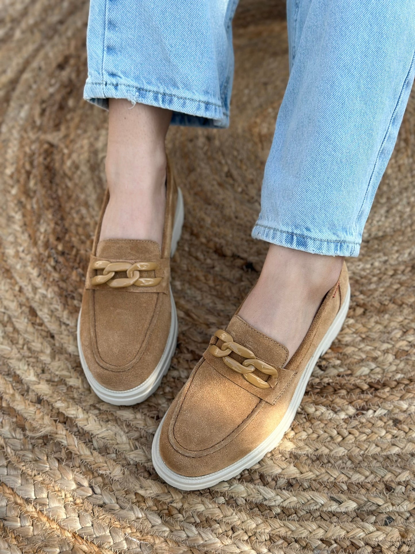 Loafers καστόρινα με κρίκους Ragazza