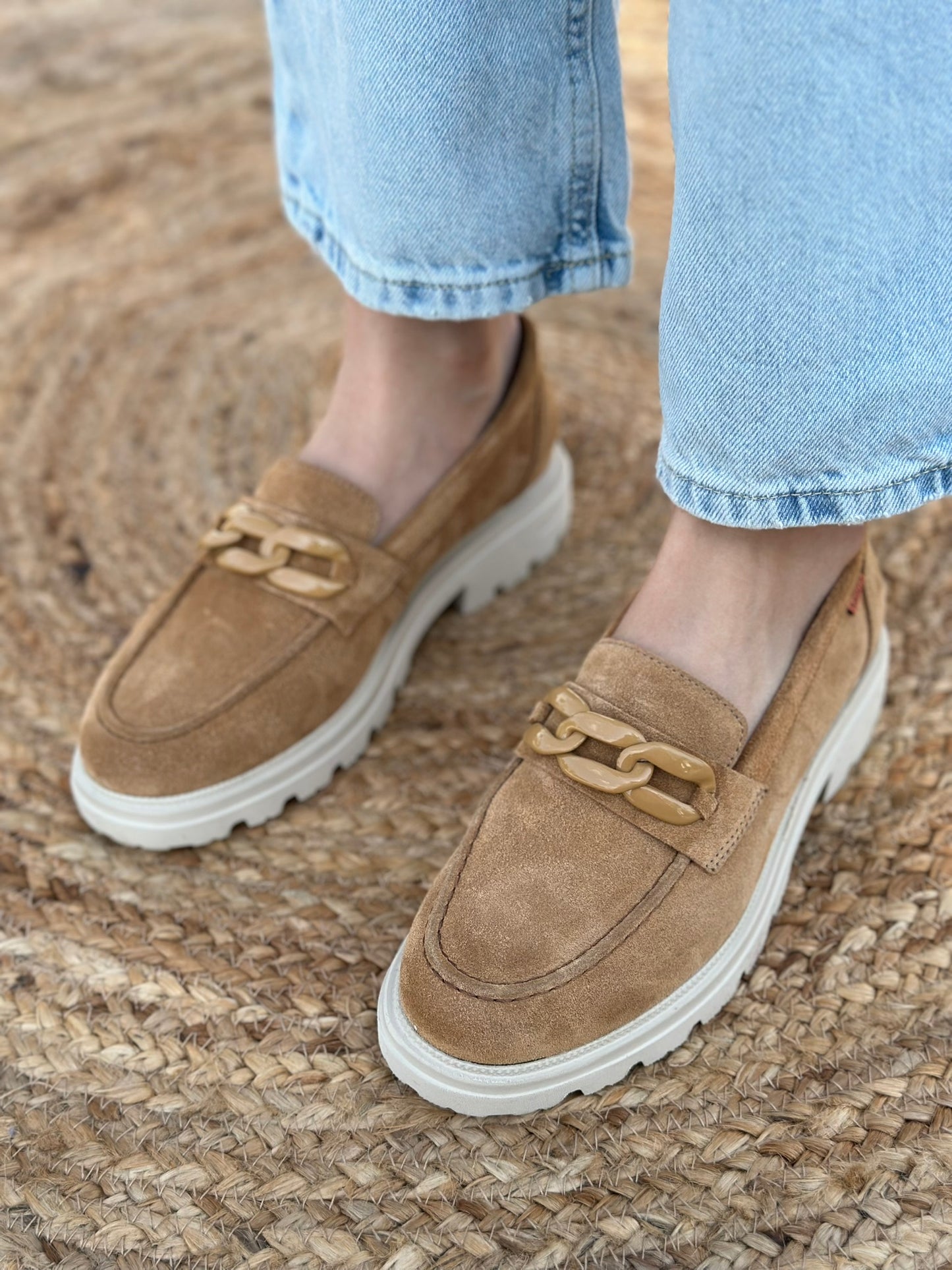 Loafers καστόρινα με κρίκους Ragazza