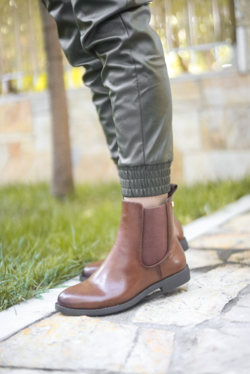 BOOTIES