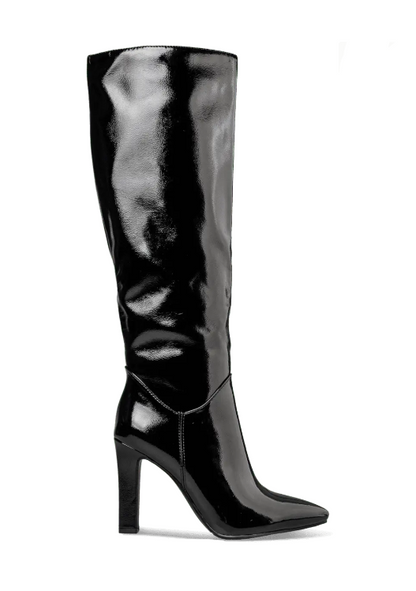 POINTED TOE BOOTS