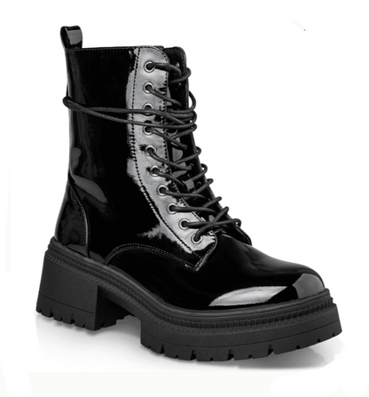 COMBAT BOOTS