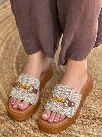 Flatforms δερμάτινα σανδάλια με φαρδιά φάσα Ragazza 01163