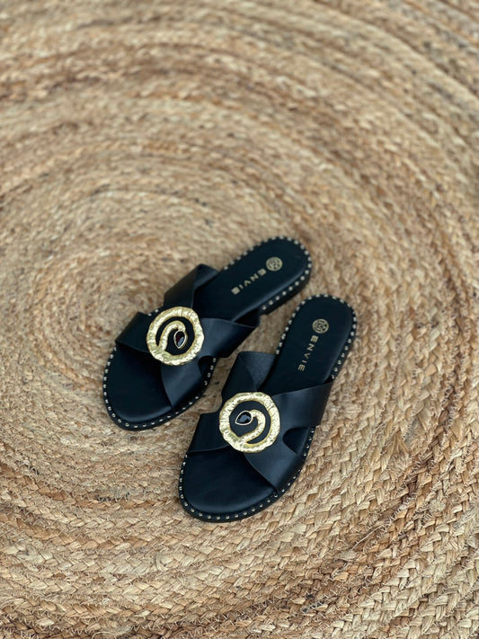 FLAT SANDALS