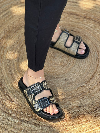 FLATFORM SANDALS
