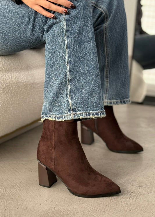 POINTED TOE BOOTIES