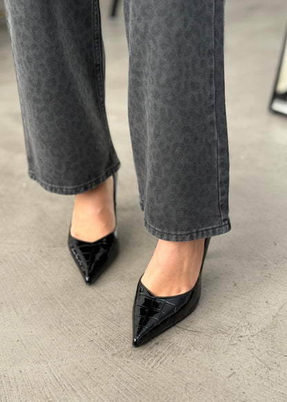 CROC-EFFECT PUMPS