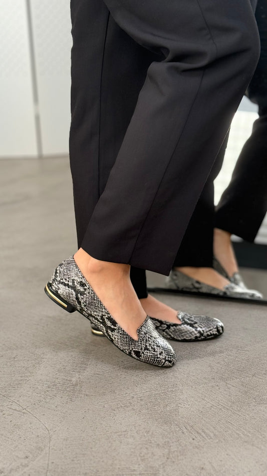 Δερμάτινη μπαλαρίνα ZIZEL 201