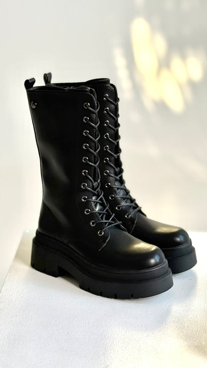 COMBAT BOOTS