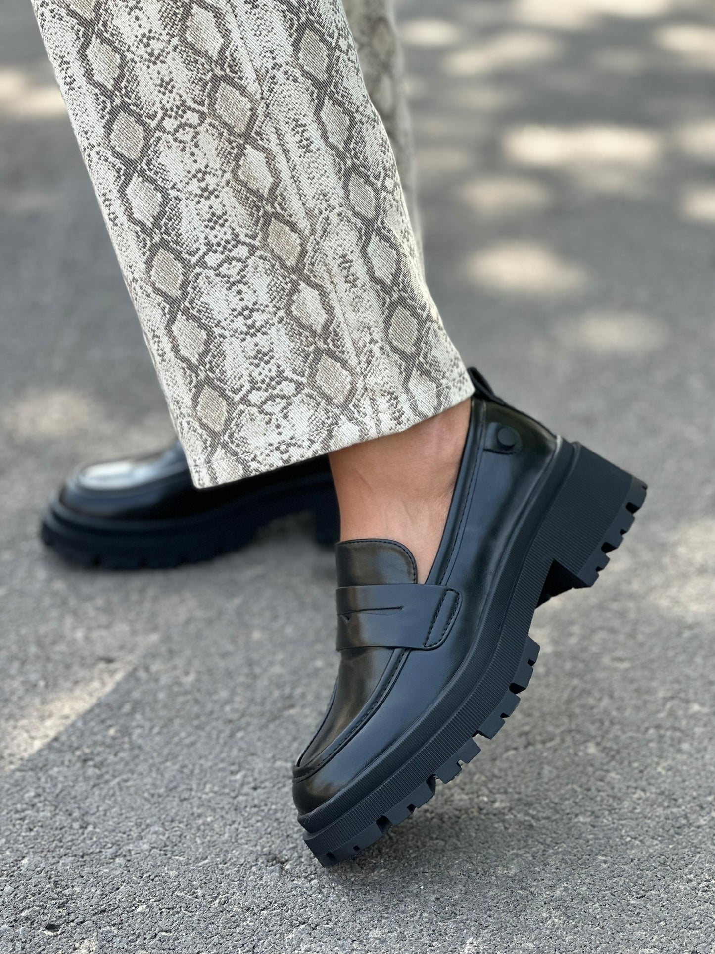 SEVEN LOAFER