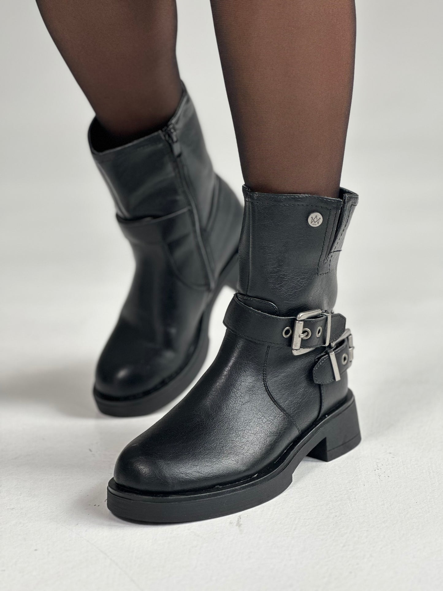 BIKER BOOTS