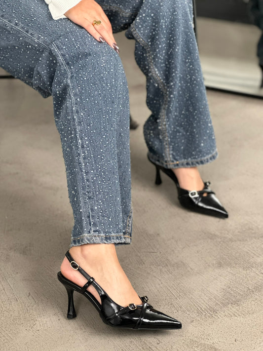 SLINGBACK PUMPS