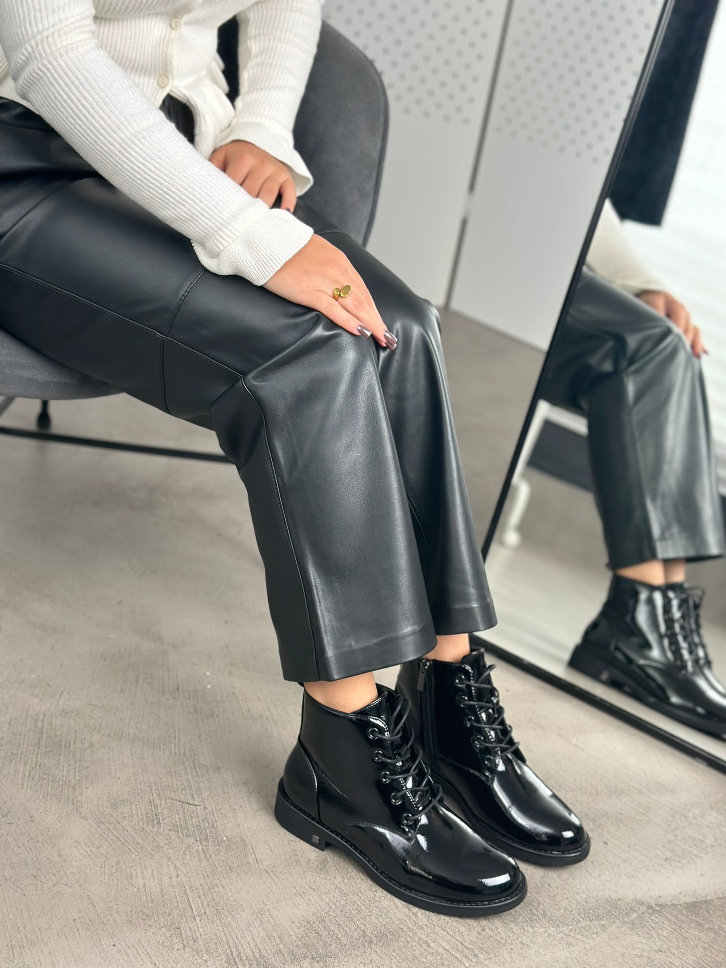 SHINY COMBAT BOOTS