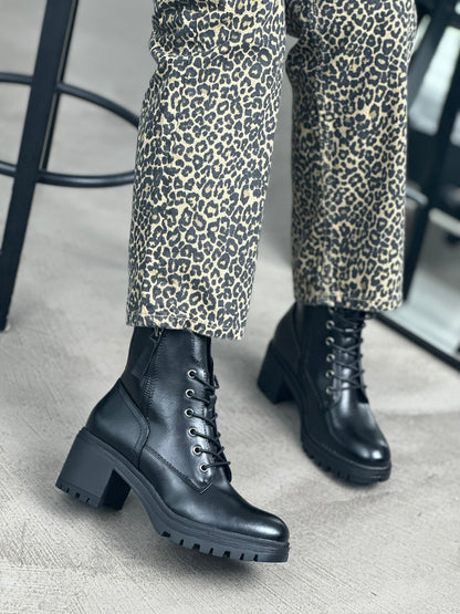 MID HEEL BOOTIES