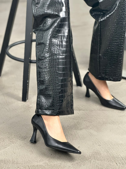 MID-HEEL PUMPS