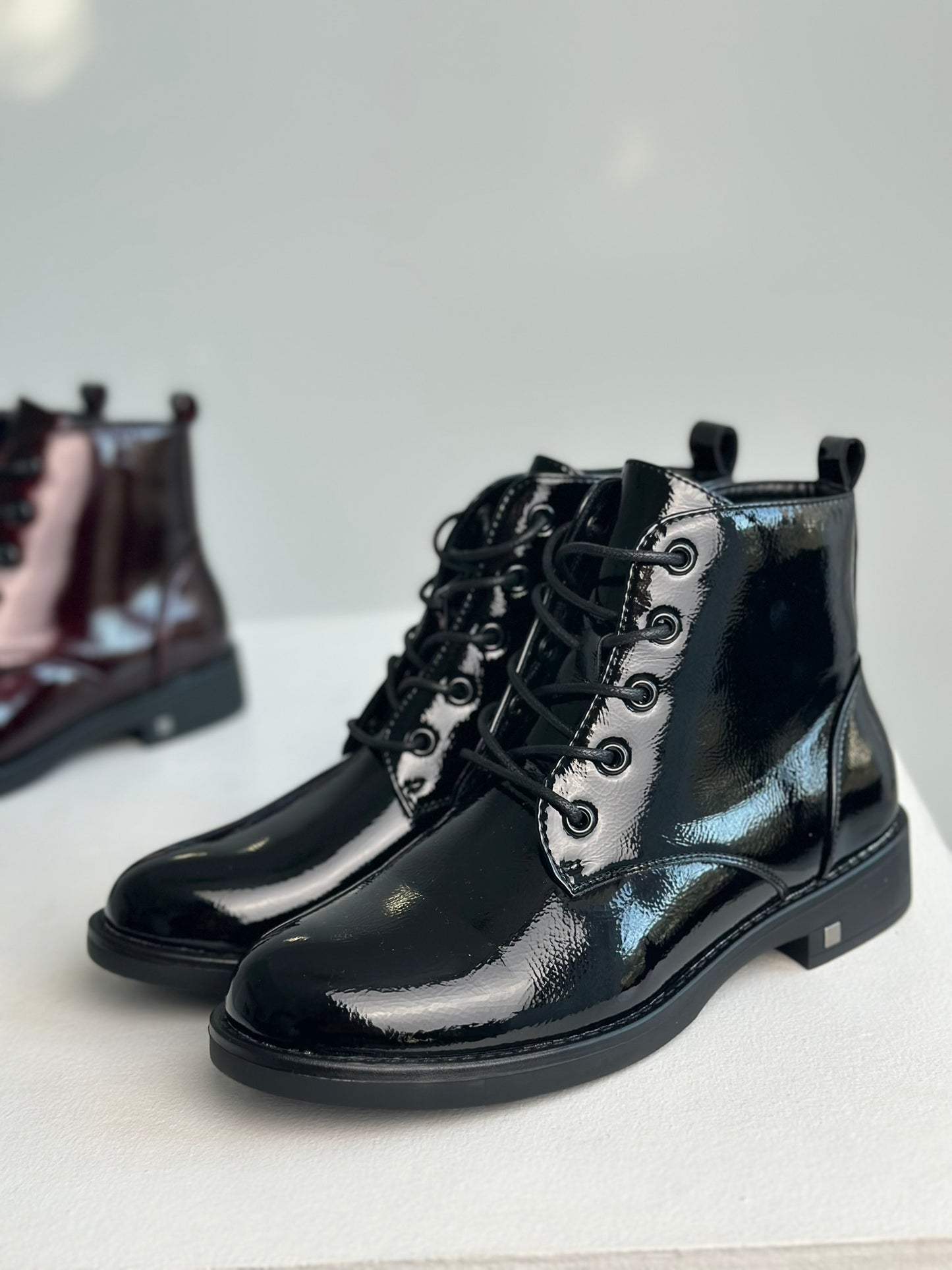 SHINY COMBAT BOOTS