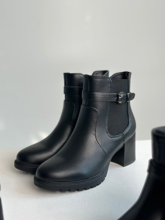 BLOCK HEEL BOOTIES