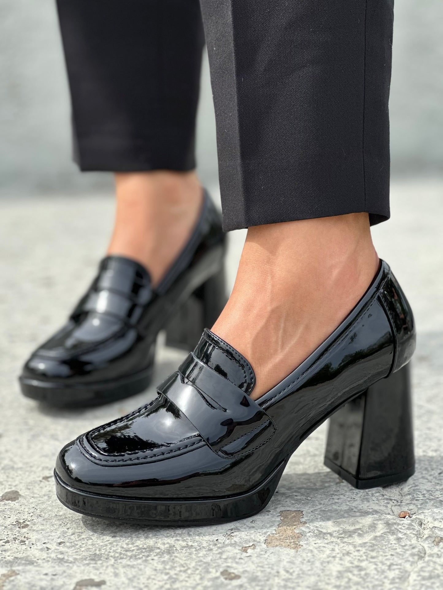 PLATFORM HEEL LOAFERS