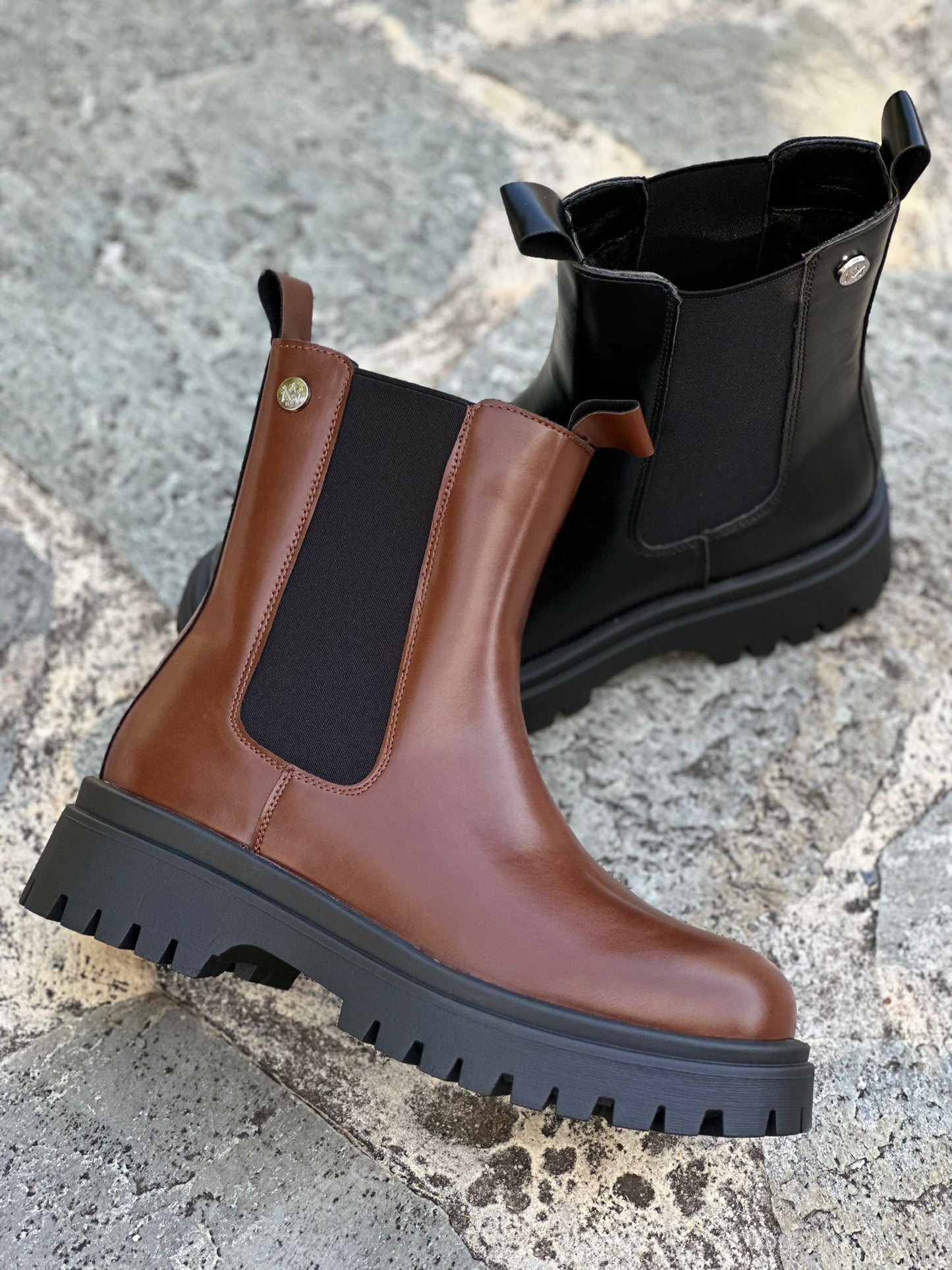 CHELSEA BOOTIES
