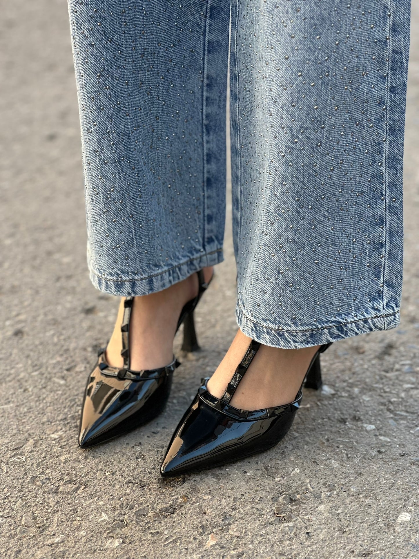 STUDDED STILETTO PUMPS