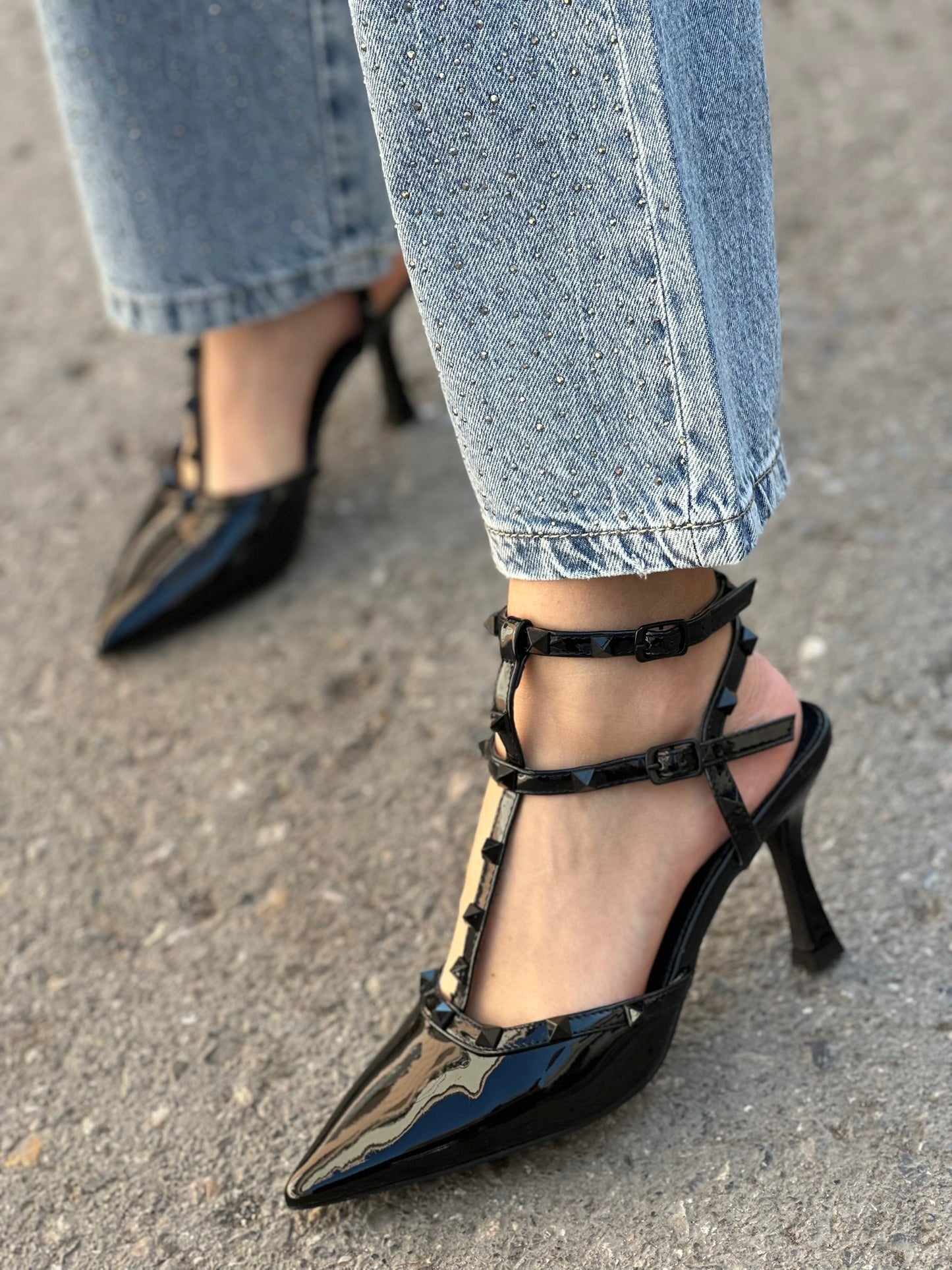 STUDDED STILETTO PUMPS