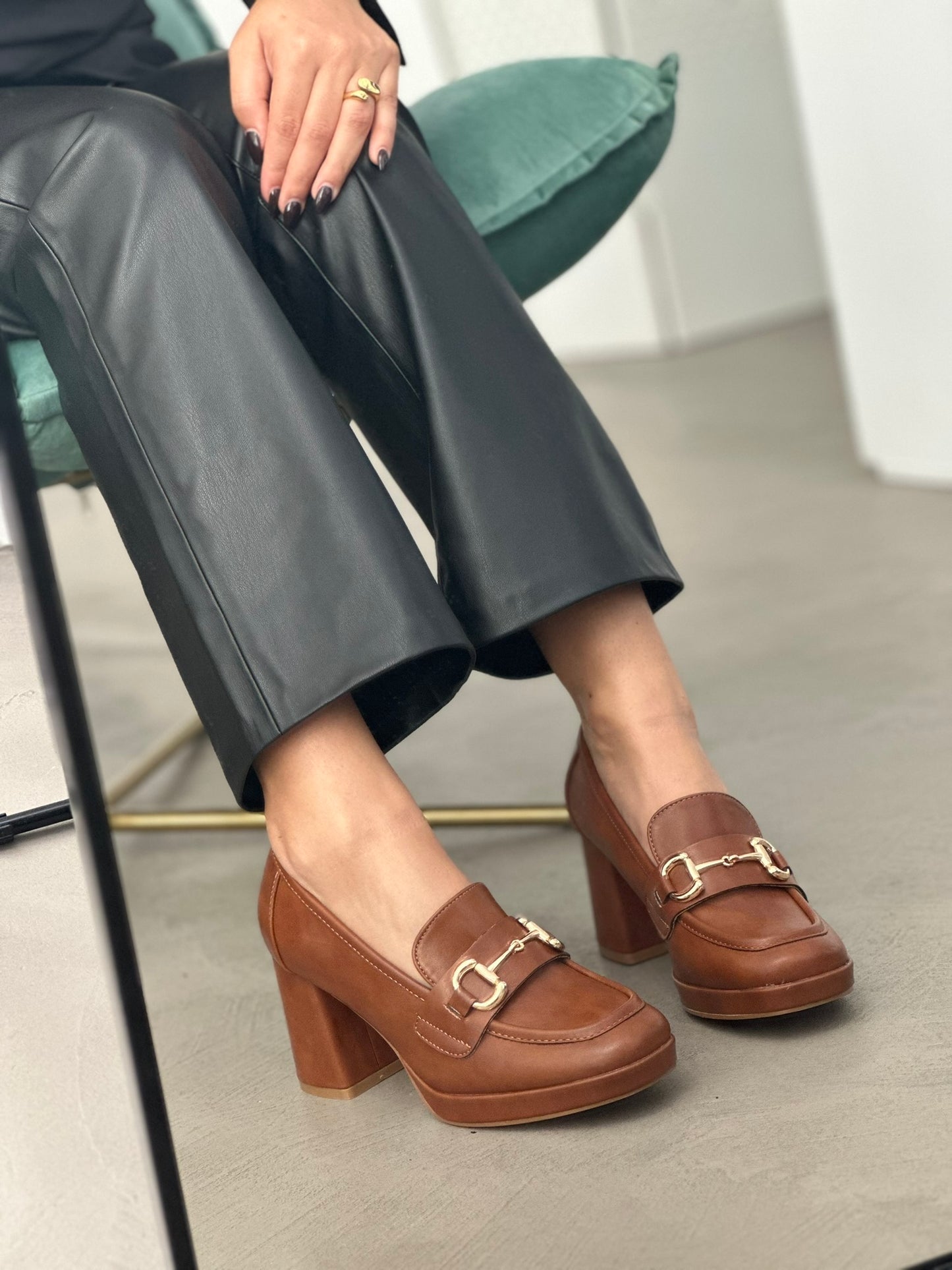PLATFORM HEEL LOAFERS