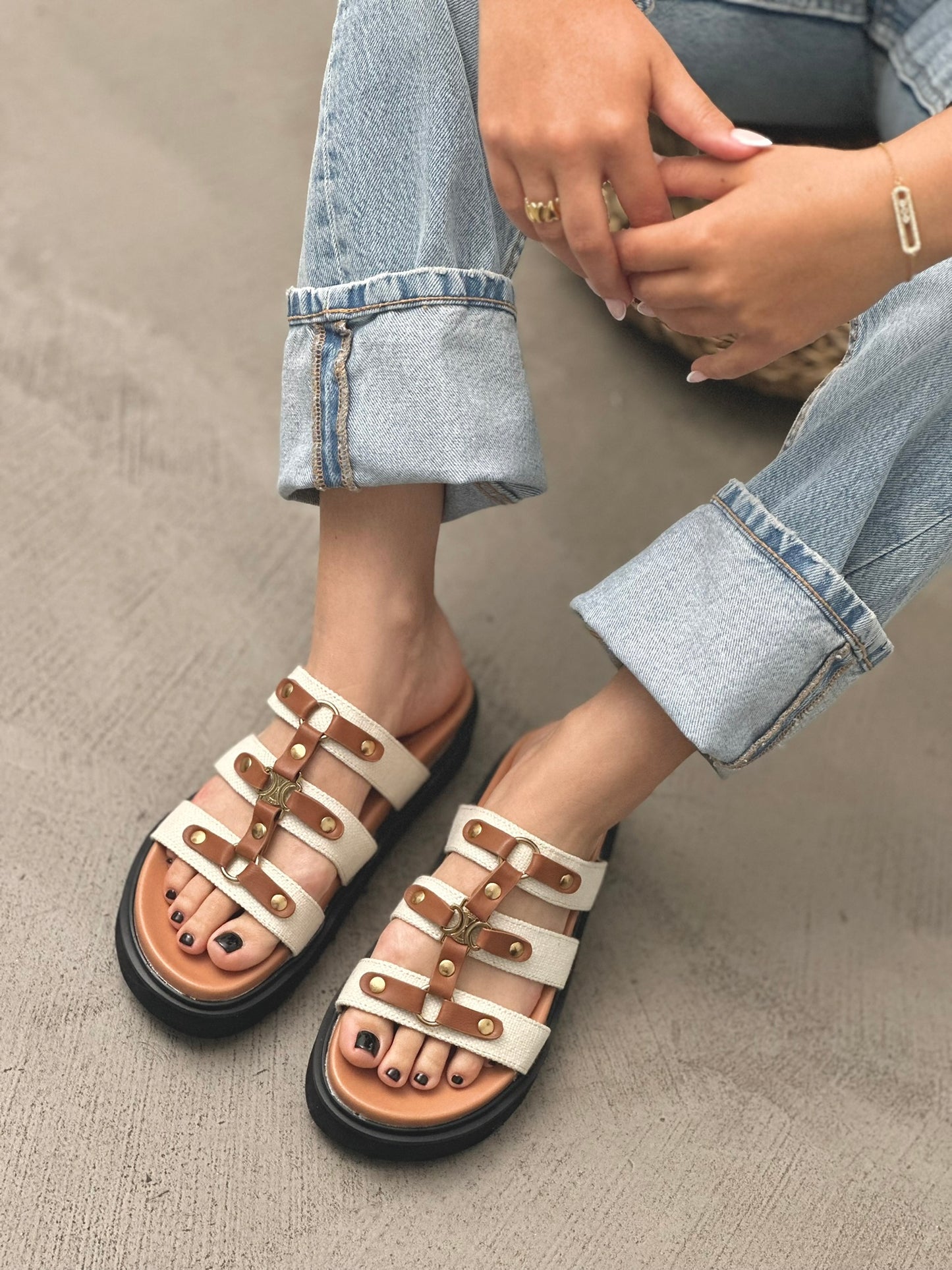 FLATFORM SANDALS