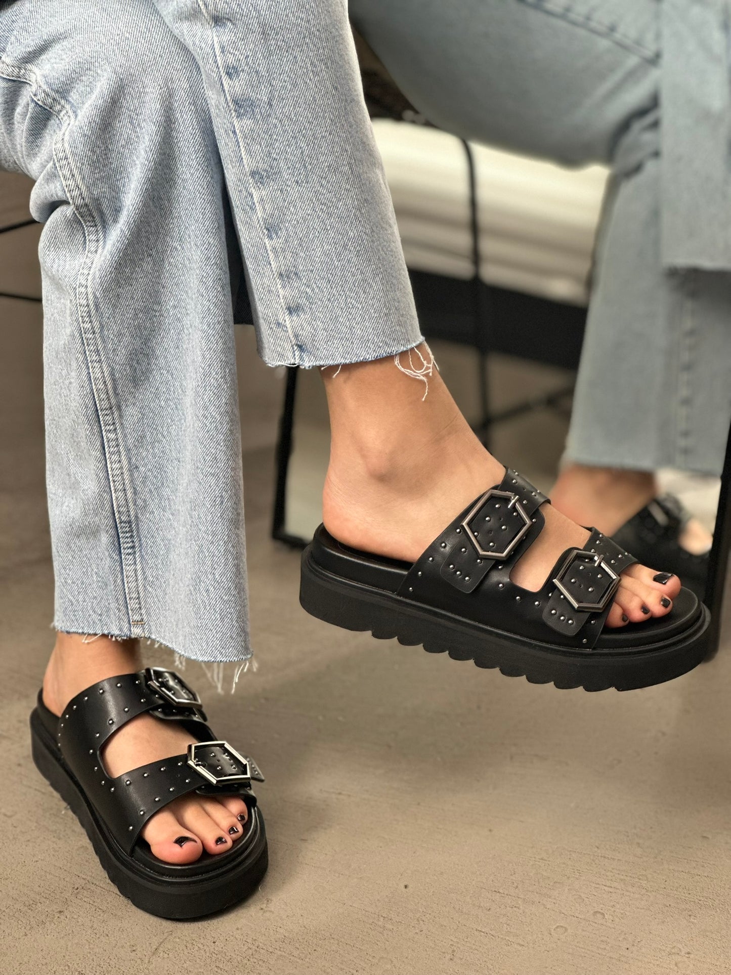 FLATFORM SANDALS