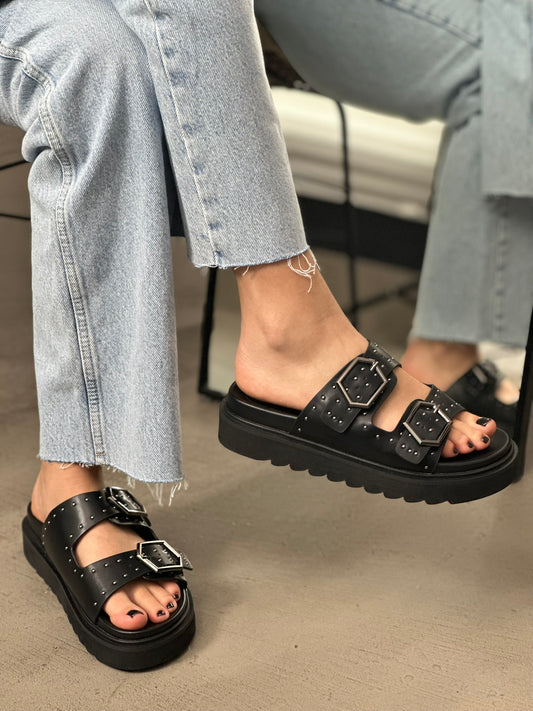 FLATFORM SANDALS