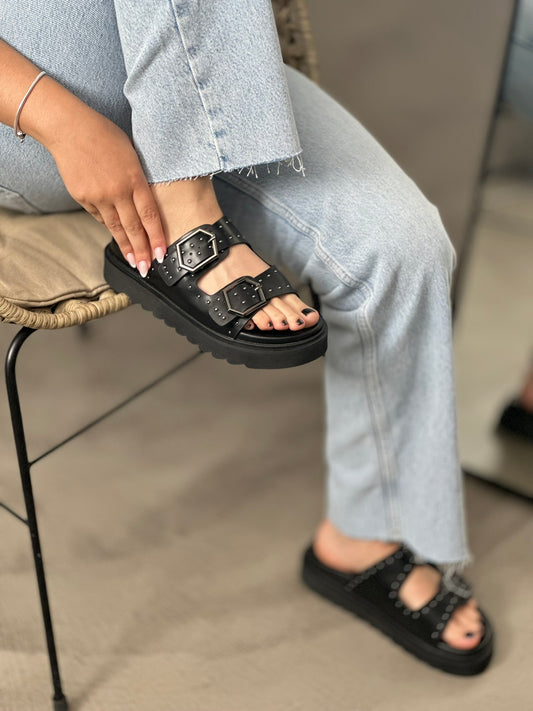 FLATFORM SANDALS