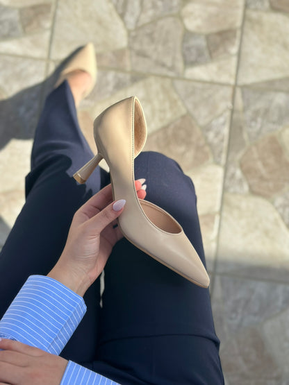 POINTY PUMPS