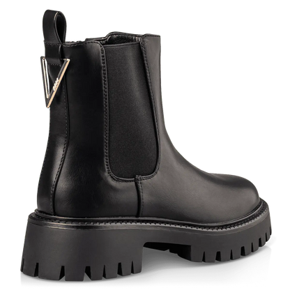 CHELSEA BOOTS