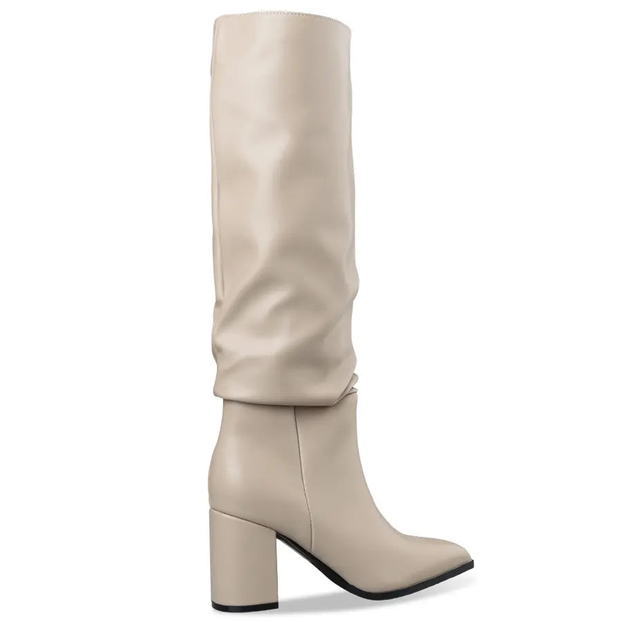 SLOUCHY BOOTS