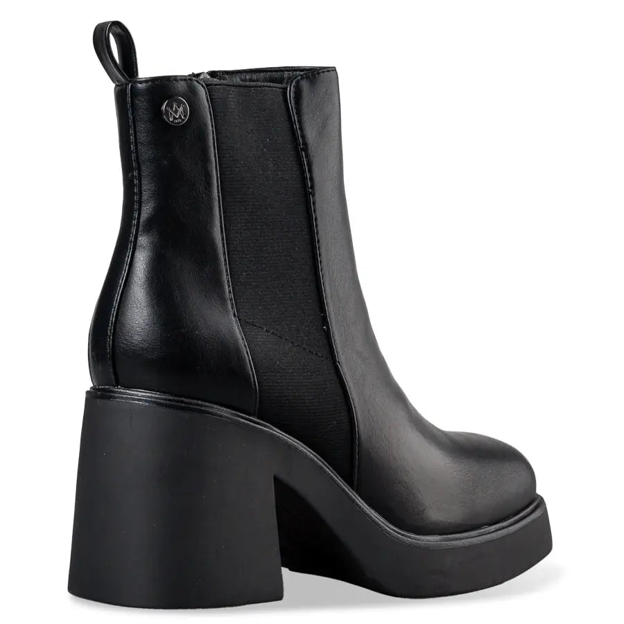 BLOCK HEEL BOOTIES