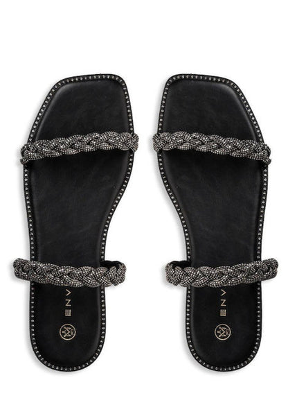 FLAT SANDALS