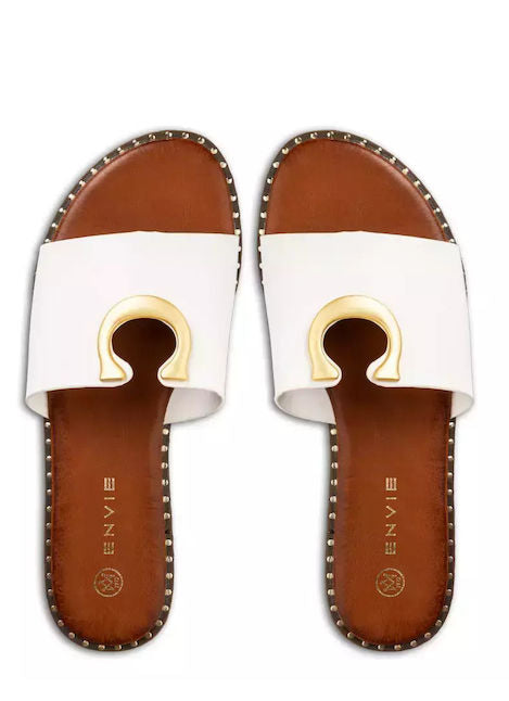 FLAT SANDALS