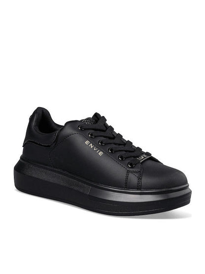 LOW TOP SNEAKERS