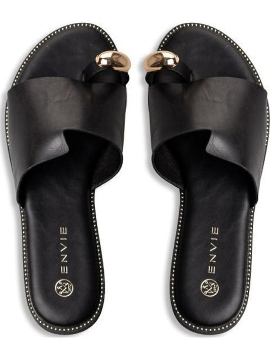 FLAT SANDALS