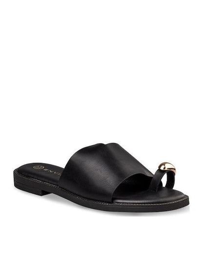 FLAT SANDALS