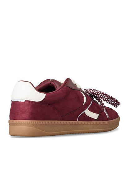 LOW TOP SNEAKERS