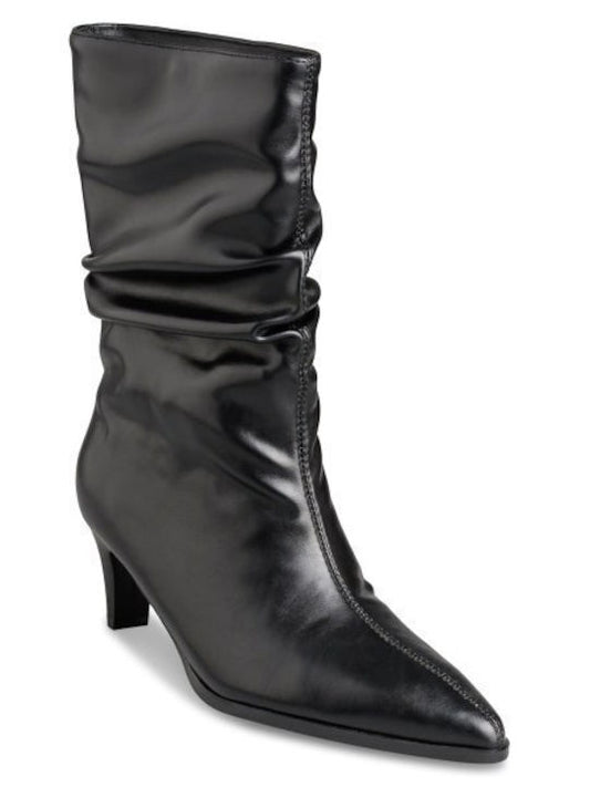 SLOUCHY BOOTIES